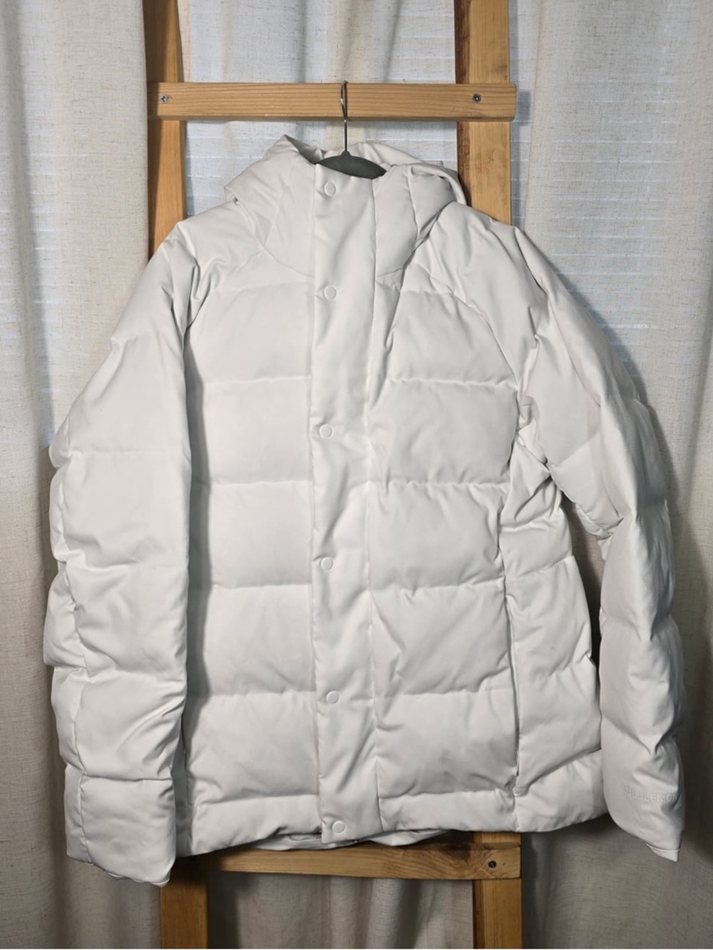 LuluLemon wunder men White down Puffer Jacket with Hood